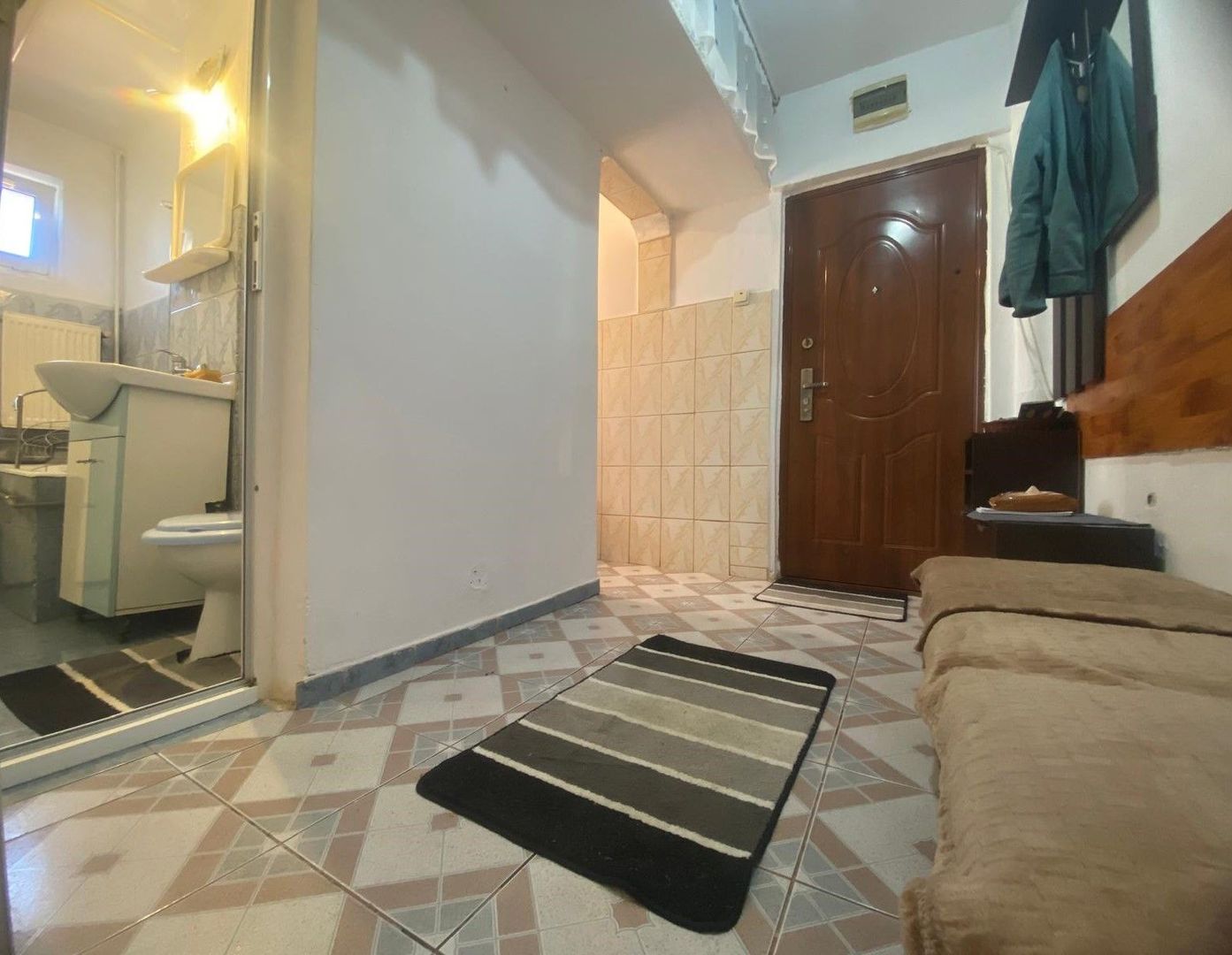 Vanzare apartament cu 2 camere in Targoviste - M11 - etajul 3 - Poză 10