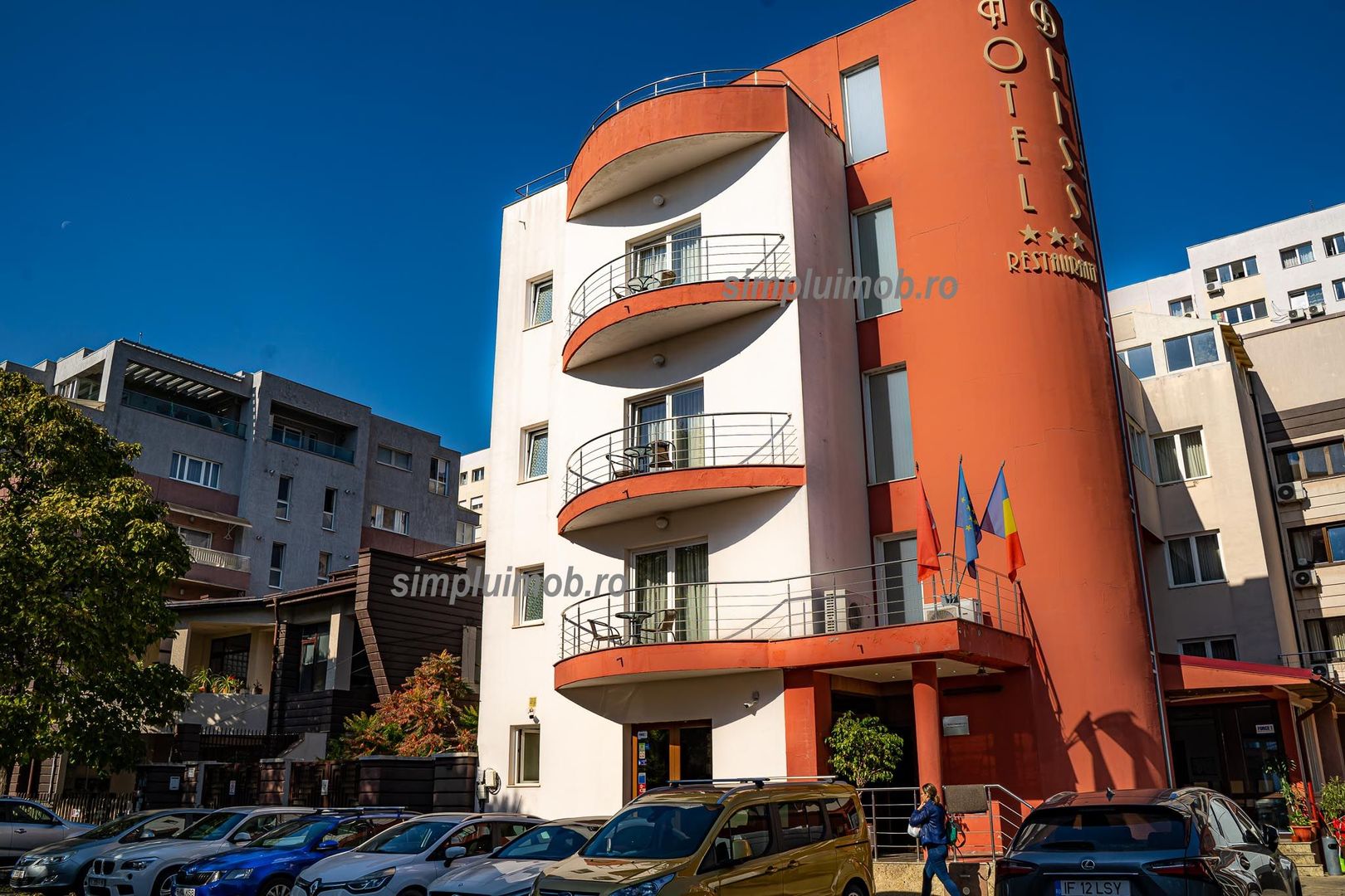 Clădire business P+4E Sector 3 1352 mp hotel clinica birouri - Poză 1