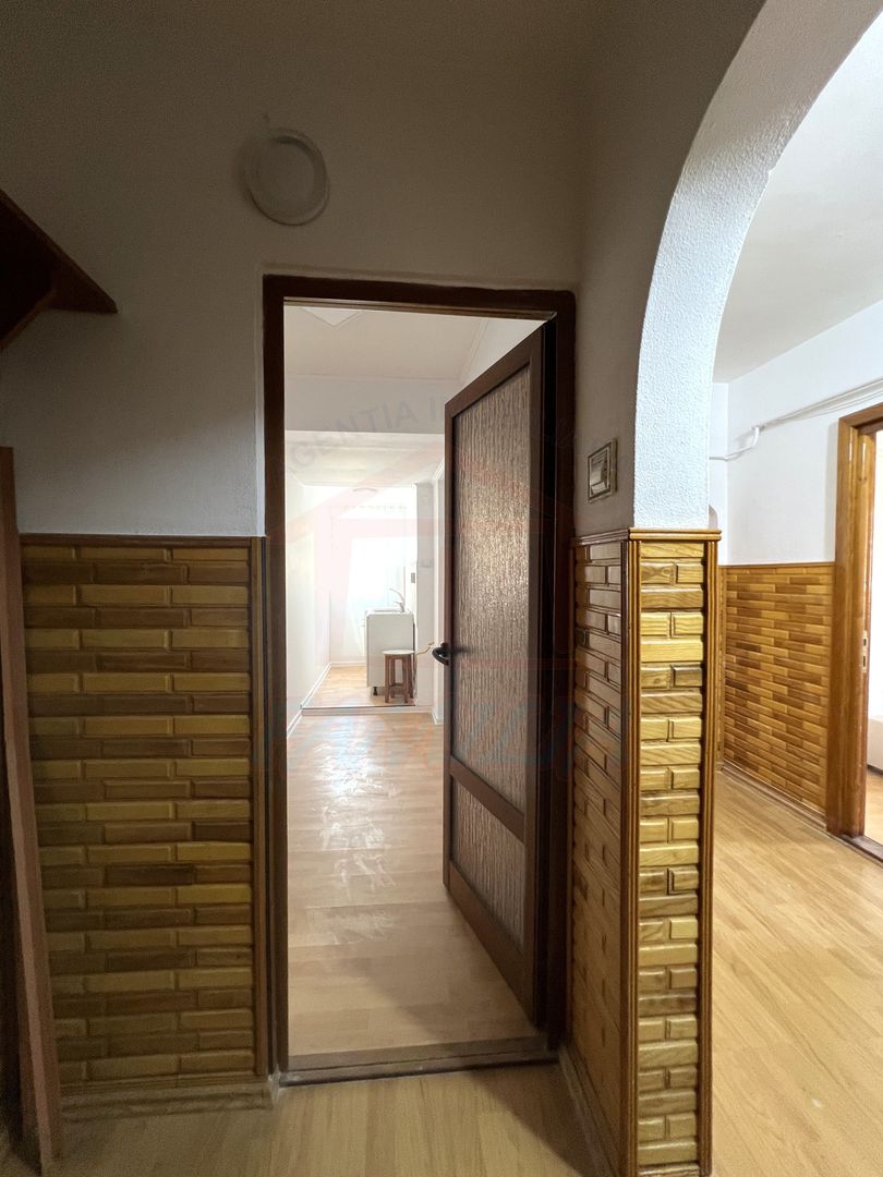 Apartament luminos cu 3 camere decomandate, 67 mp, Micro 13 – 62.900 € - Poză 11