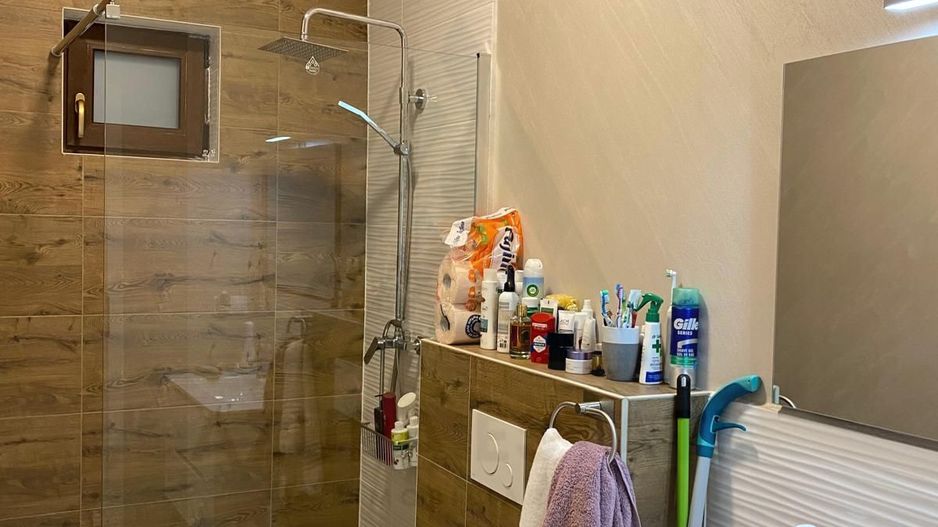 Casa ultrafinisata 199 mp utili garaj si teren 410 mp in Cisnadioara - Poză 14