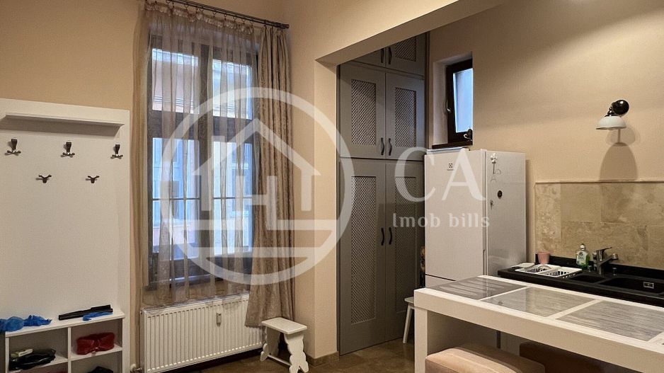 Apartament cu 2 camere de vanzare Ultracentral Oradea - Poză 4