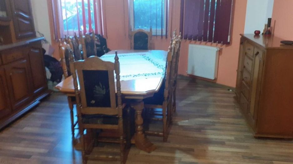 Casa familiala cu etaj - Poză 2