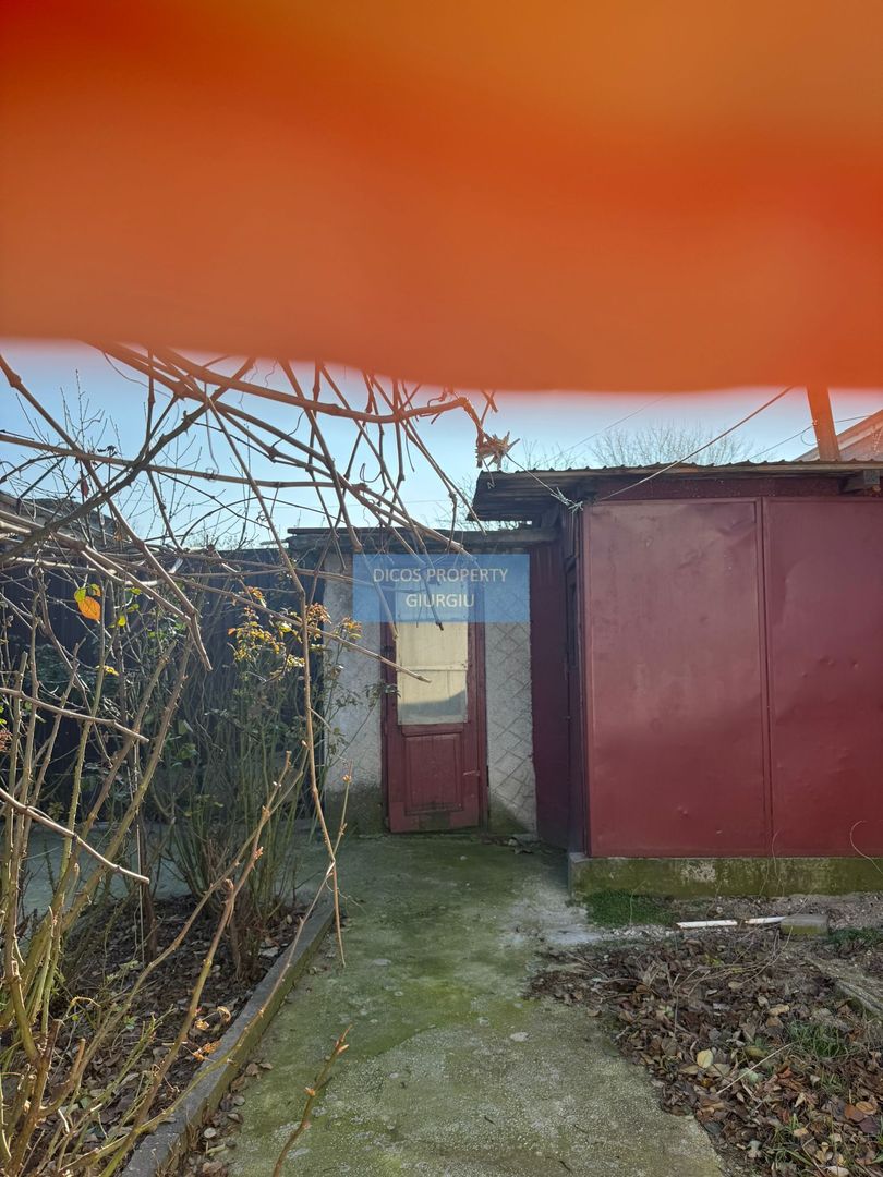 De Vânzare - Casă, Strada Griviței - Poză 21