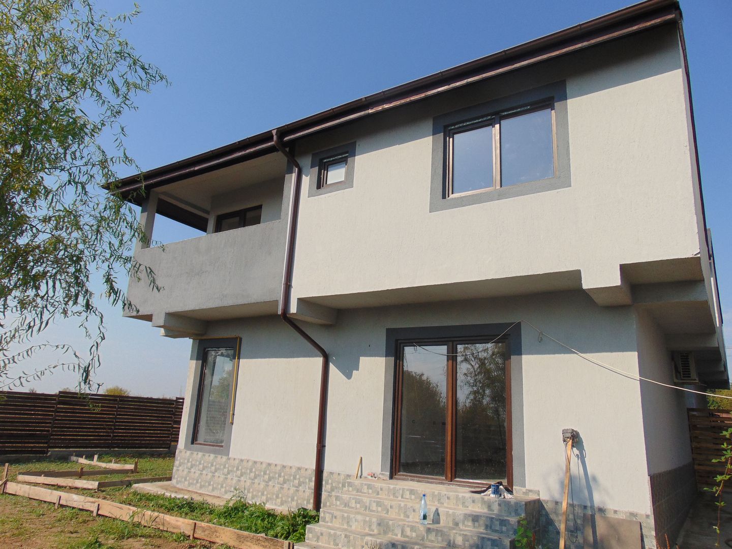 Spatii generoase cazare muncitori sau seniori- zona cu acces rapid - Poză 4