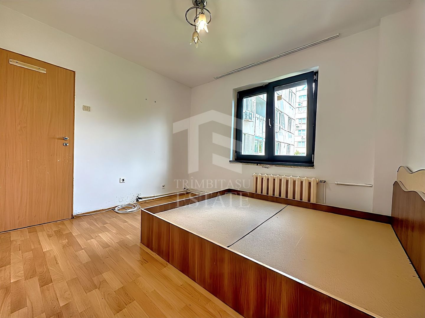 3 camere et 3 bloc 1981 2 băi Centrală proprie Metrou Gorjului 7 min - Poză 16