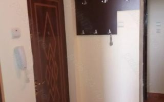 Inchiriez apartament 2 camere, Bvd. Camil Ressu, nr. 34, langa piata Ramnicu Sarat - Poză 3