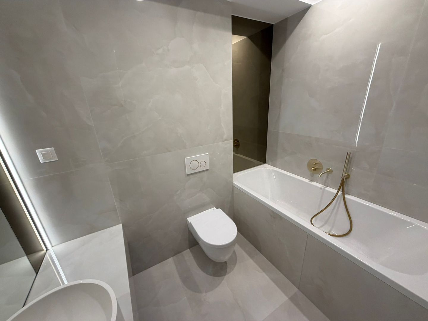 Apartament 3 camere de inchiriat | Cortina North - Poză 10