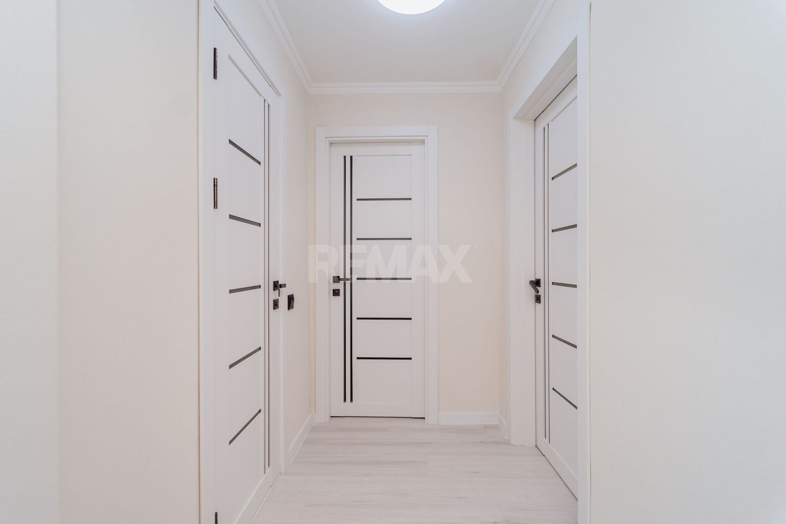 Se vinde apartament cu 3 camere, Botanica - Poză 8