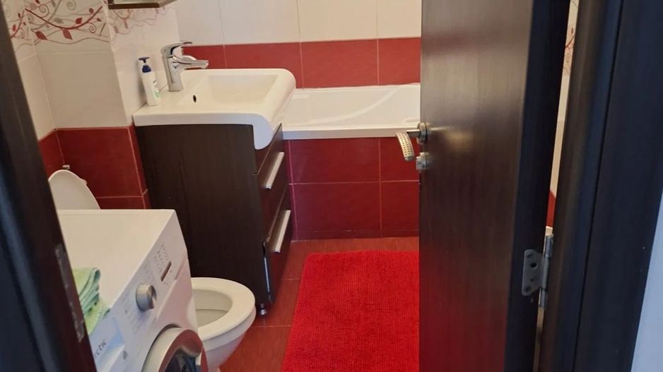 AP. 3 CAMERE- OBOR, BUCATARIE INCHISA, BLOC REABILITAT, MODERN - Poză 3