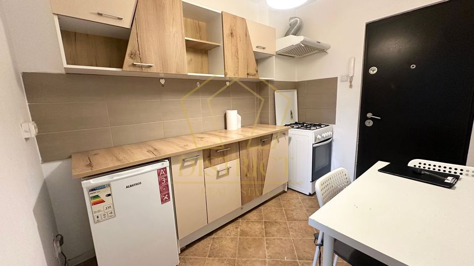 Apartament cu 1 camera | Complexul Studentesc - Poză 3