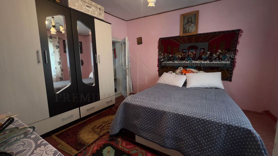 Casa de vanzare in statiunea turistica Tg-Ocna - Poză 18