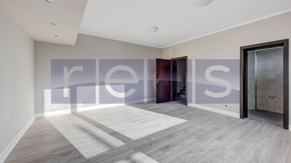 VANZARE VILA 7 CAMERE + GARAJ | 217 MP | TERASA 65 MP | ZONA BANEASA - HERASTRAU - Poză 11