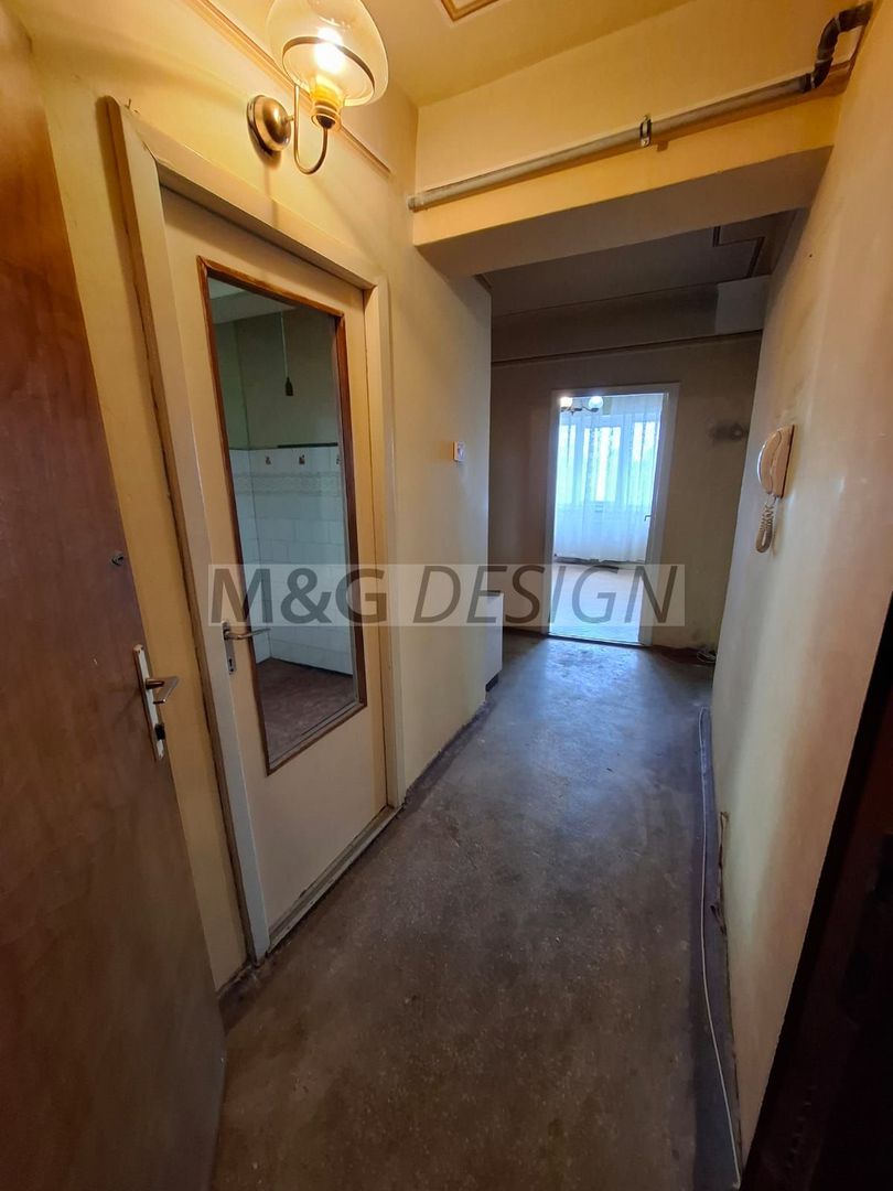 Etaj 2, Spitalul Judetean-Girocului 3 camere - Poză 29