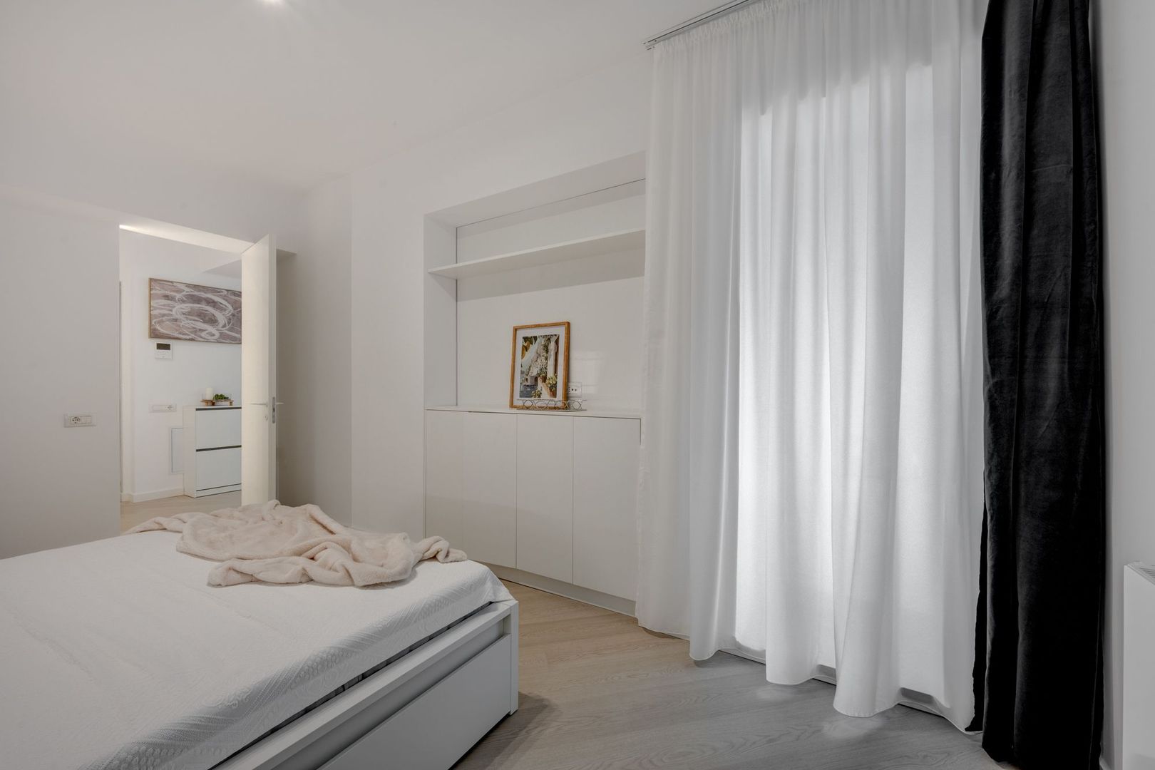 Apartament 2 camere splendid, prima inchiriere, Cortina North Pipera - Poză 21