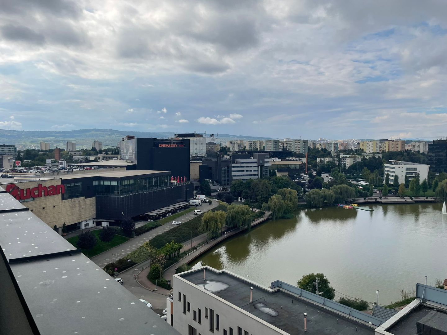 Apartament Modern 3 Camere De Inchiriat | Parcare Subterana Inclusa | 2 Bai - Poză 15