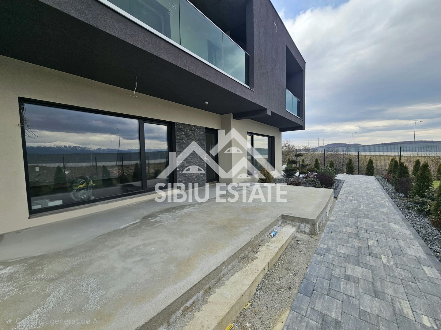 Casa moderna terase panoramice, garaj, curte mare - Poză 8