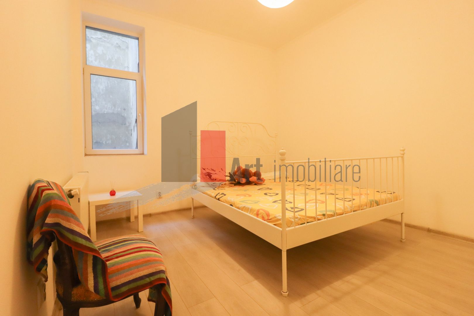 Apartamentul "REHEGUA" , stradal, bloc "REABILITAT" - Poză 6