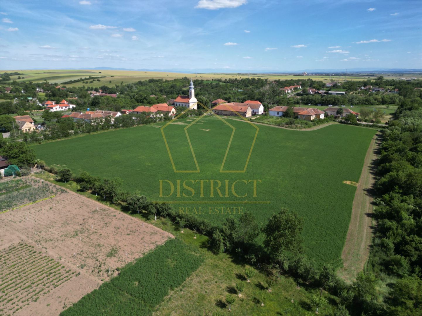 Teren de 1.6ha ideal pentru dezvoltare rezidentiala sau proiect turistic - Poză 5