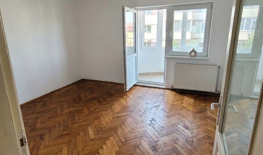 Apartament 2 camere Decomandat, Etaj 1, 56mp, Boxa, 2 Balcoane - Poză 2