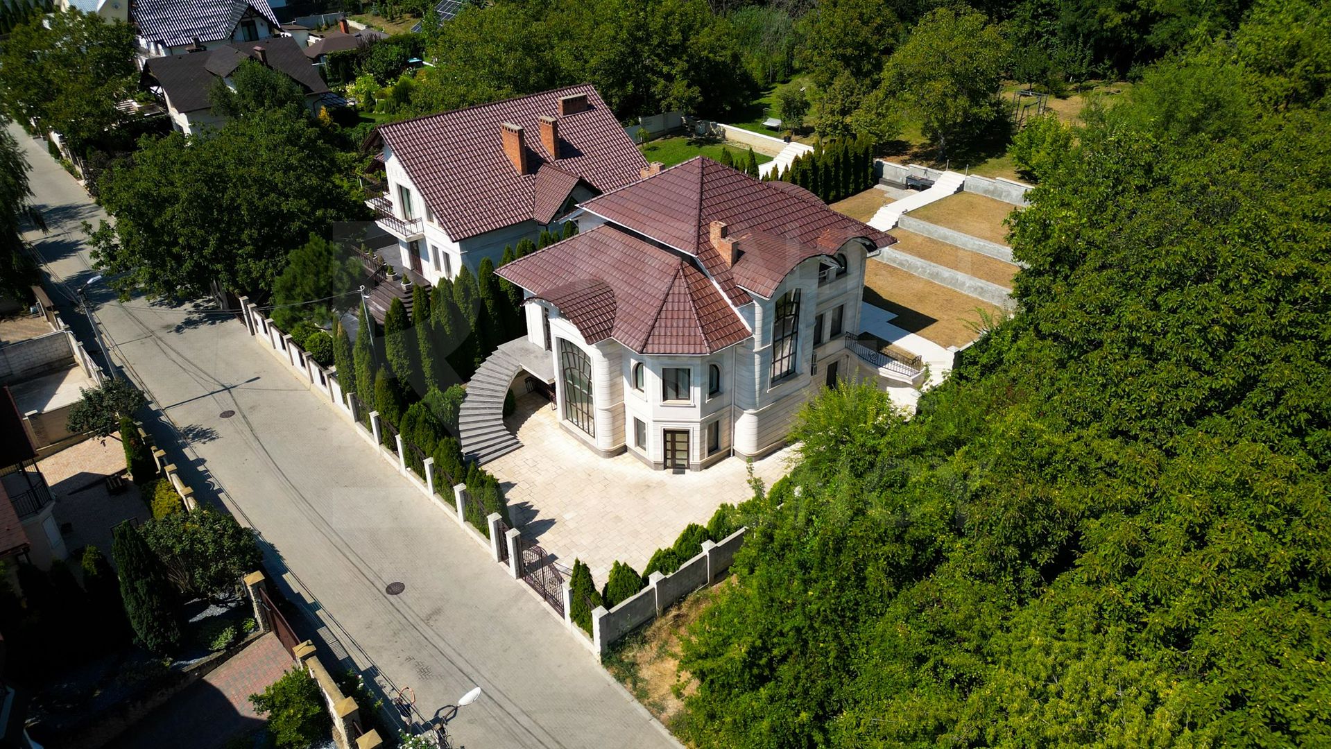 Vânzare, casă premium 255 mp, str. Eugeniu Păpușoi, Botanica - Poză 6