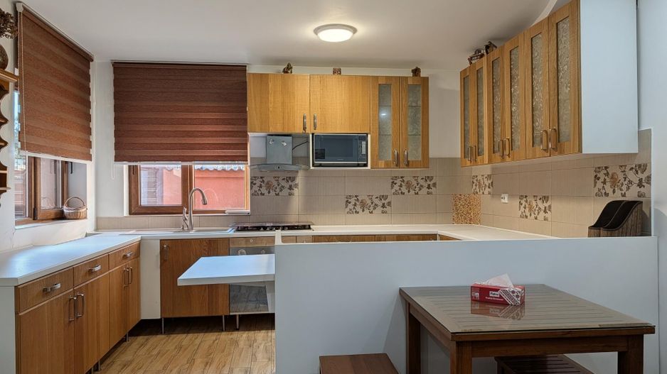 Parc Bazilescu - Str. Nuvelei 95, Casa P+M, 173 mp utili, teren 288 mp - Poză 12