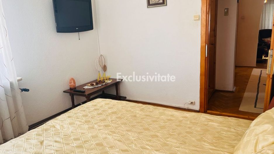 Apartament ultracentral, 3 camere, cu priveliste impresionanta, langa Mercur - Poză 6