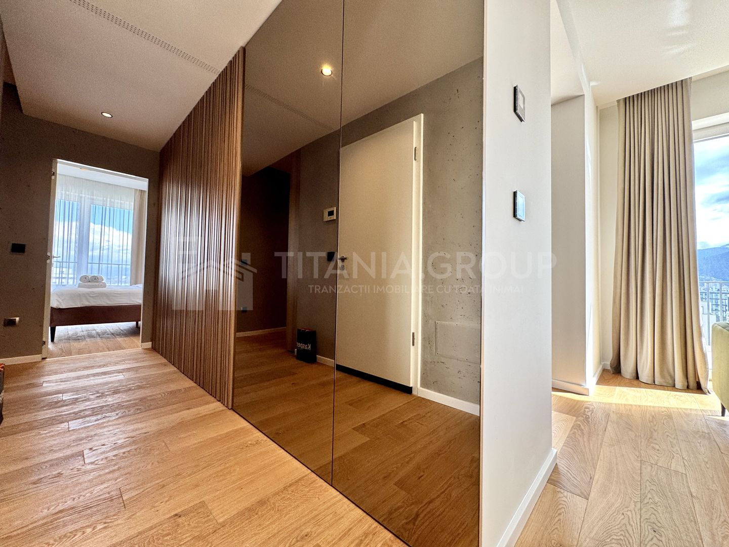 Penthouse de lux, prima închiriere, priveliște spre Tampa - Kasper Coresi - Poză 15