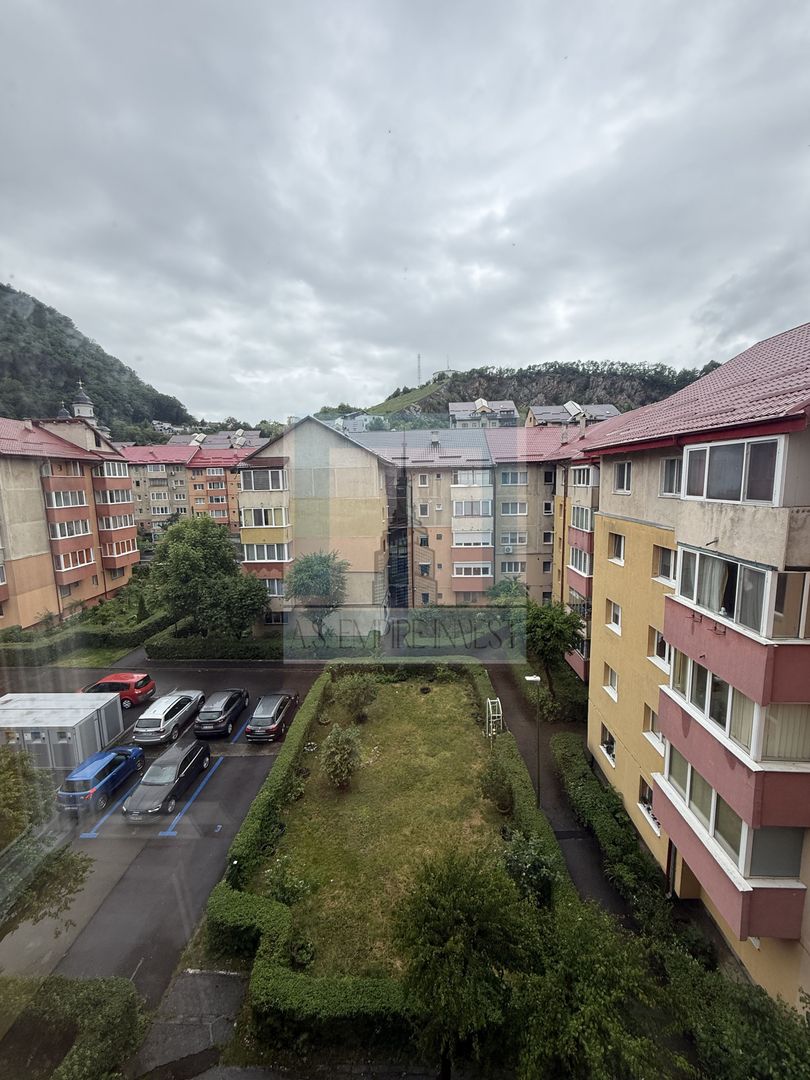 Apartament 4 camere, pe 2 nivele, 92 mp utili-zona Racadau - Poză 21