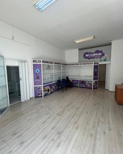 Spatiu comercial stradal Bd.Unirii - Traian - 70 mp - Poză 5
