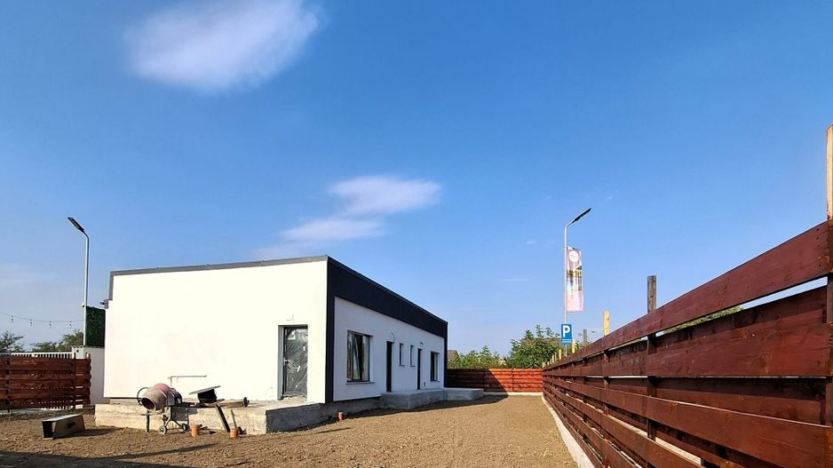 DUPLEX 3 +3  CAMERE , TERASA SI CURTE. - Poză 2