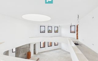 Clădire comercială în zona Grădiște. - Poză 18