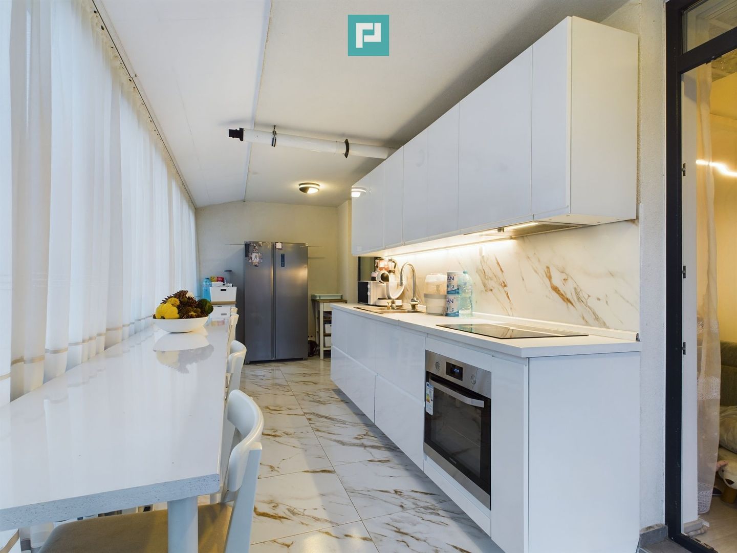 Apartament modern cu 3 camere și curte privată generoasă – Dumbrăvița - Poză 8