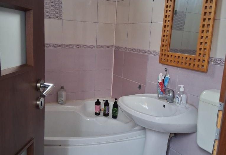 SUPER POZITIE! APARTAMENT 2 CAMERE MOBILAT & UTILAT BUCURESTII NOI - Poză 6