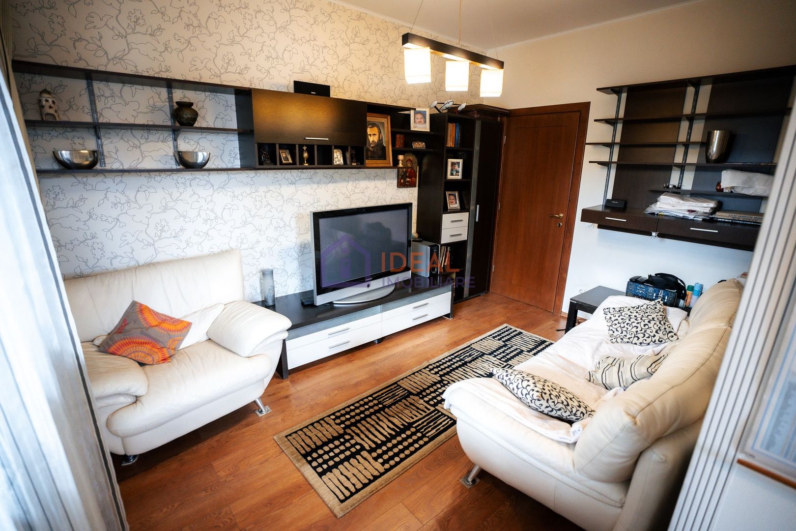 Casa Individuala Moderna cu 7 camere si 1480 mp de curte, In Selimbar - Poză 9