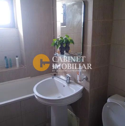 Nicolina - 4 Camere Decomandat - Etaj Intermediar +2 Bai -Bloc 1990 - Poză 6