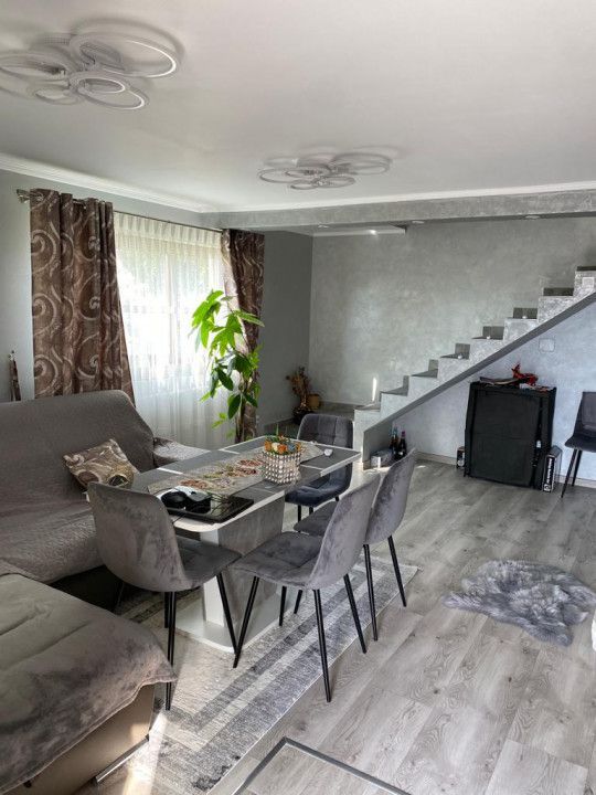 Vanzare Vila Zona Racovita Mioveni - Poză 11