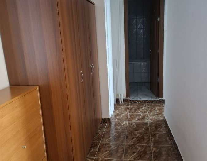 Apartament cald si luminos, 2 camere Ghencea - Poză 4