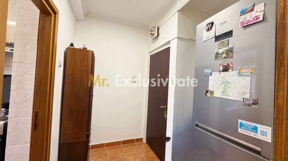 Apartament 2 camere semidecomandat mobilat zona Fratii Golesti - Gara - Poză 8