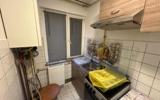 2 camere | etaj 1 | centrala proprie | mobilat si utilat | zona excelenta | - Poză 4