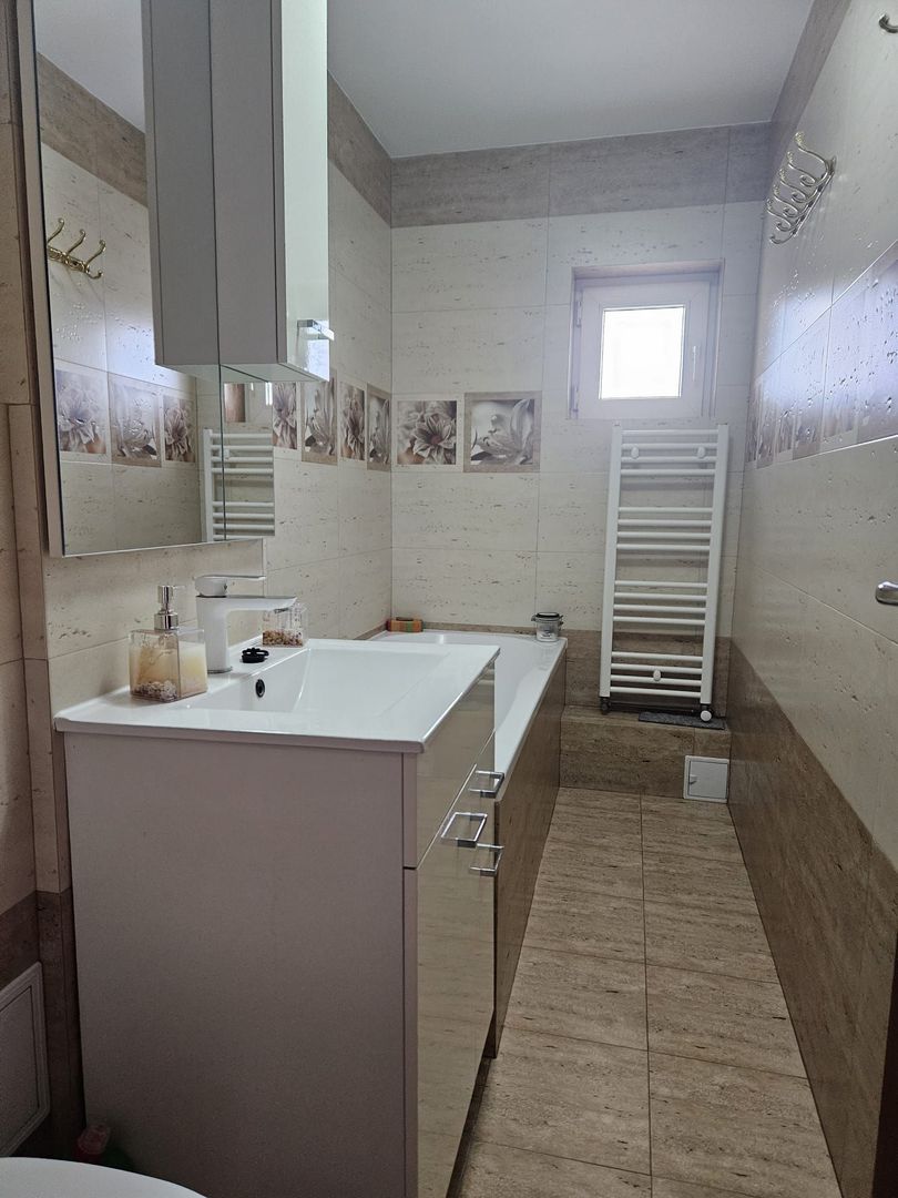 Închiriere apartament 3 camere – confort 1, decomandat. - Poză 16