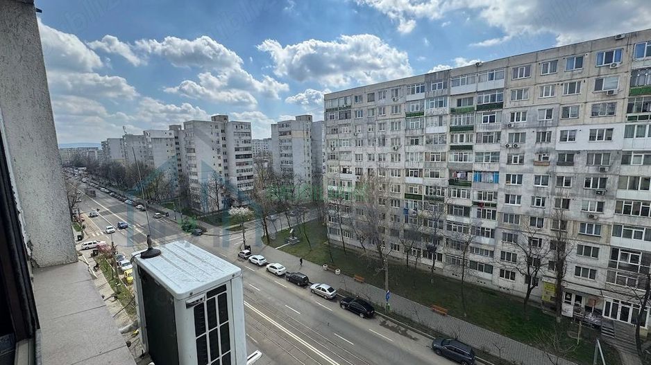 Apartament 3 camere, cartier Alexandru cel Bun, etaj intermediar, vedere bulevard, mobilat și utilat - Poză 1