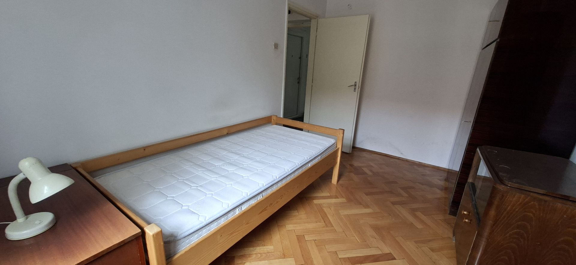 Apartament cu 3 camere - Centru - Poză 7
