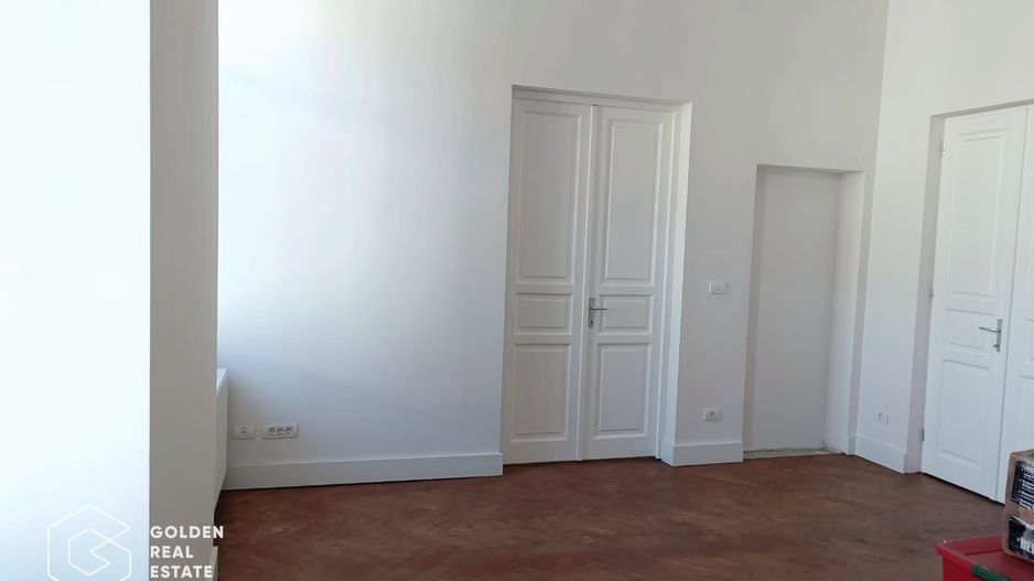 Apartament ultracentral cu 3 camere si vedere spre Hotel Continental - Poză 6