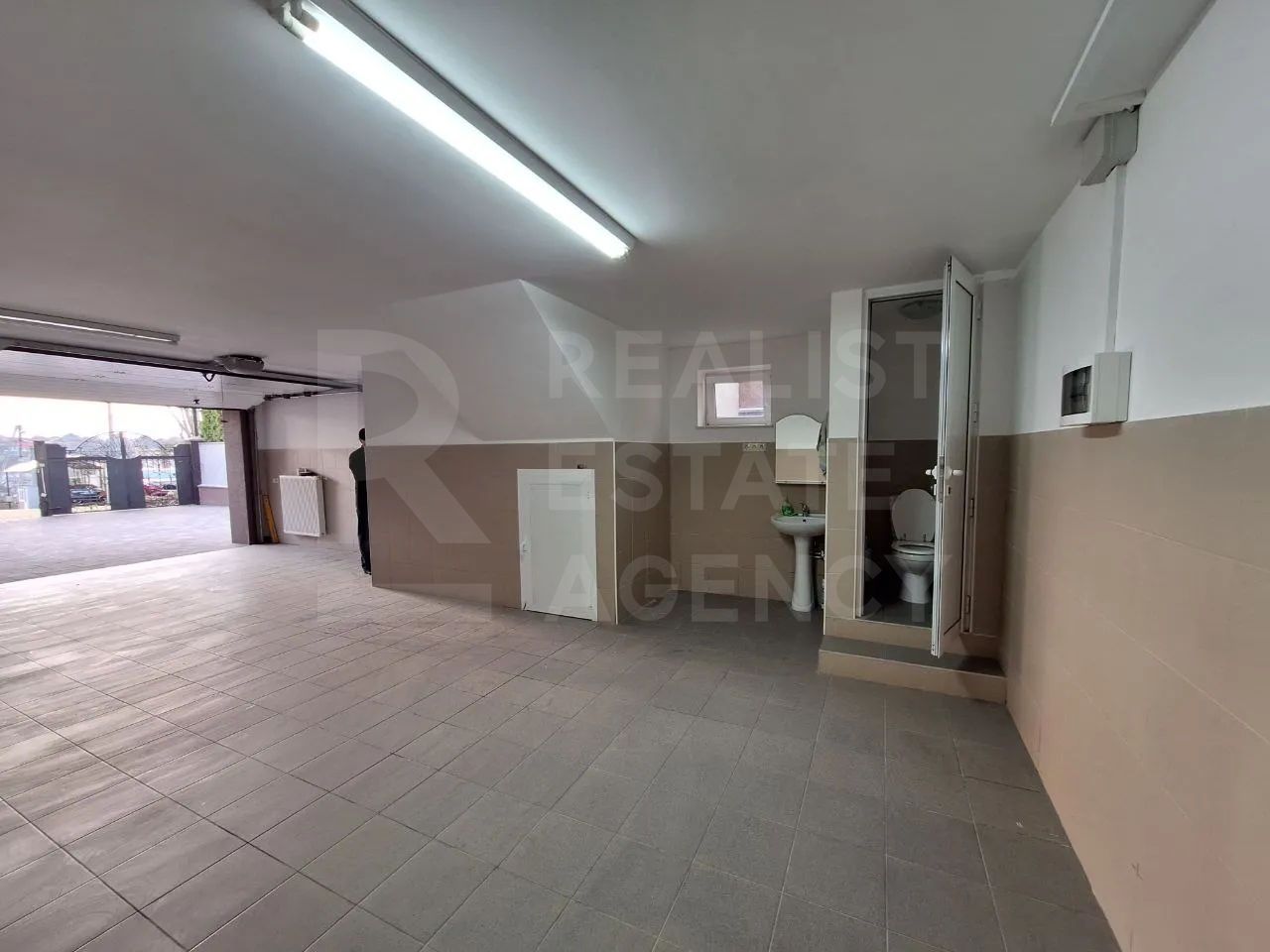 Chirie, casă, 2 nivele, 5 camere, strada  Anton Ablov, Telecentru - Poză 11