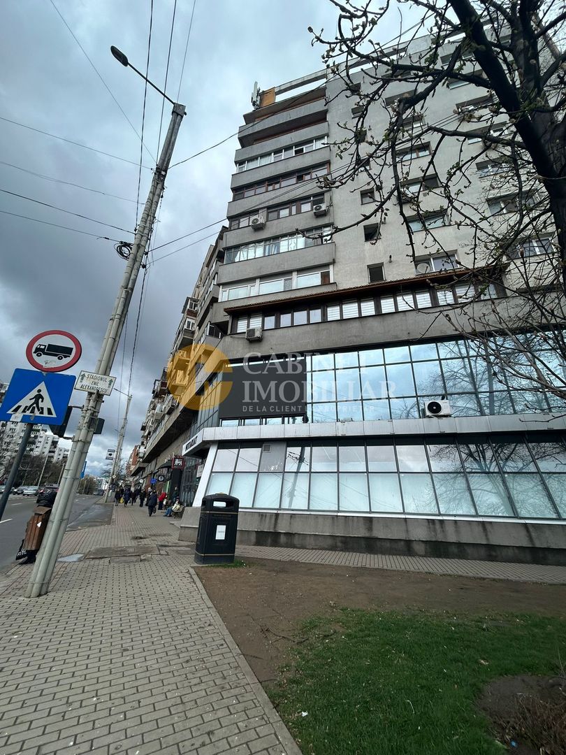 3 Camere | Independenței - Bloc pe Cadre - Poză 1