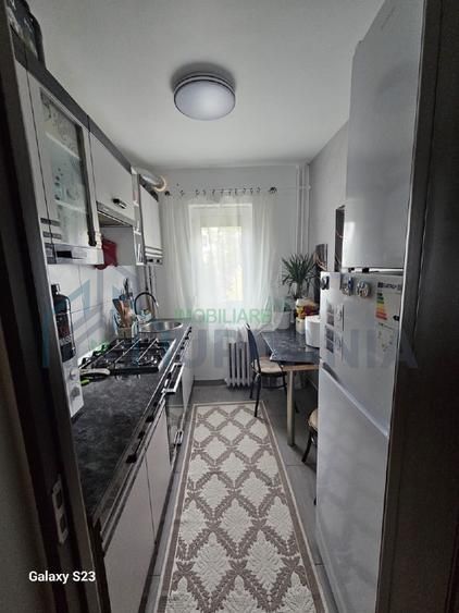 Apartament de vânzare în zona zimbru - Poză 4