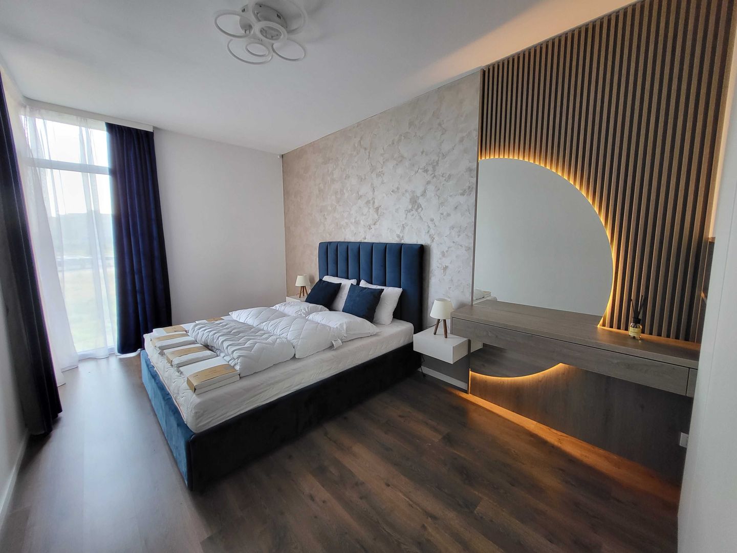 Aradului-Botanic | 2 Camere  | Parcare Proprie | Bloc cu Lift. - Poză 3