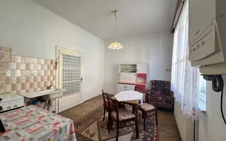 Apartament in casa spațios la doar 5-7 minute de Centrul Istoric - Poză 14
