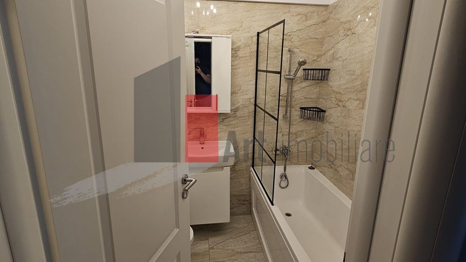 Garsoniera ultramoderna in  complex rezidential Liberty Mall - Poză 6