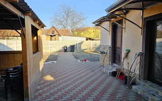 Casă 4 camere, renovată, mobilată, utilată, 410 mp teren, zona Centru - Poză 14